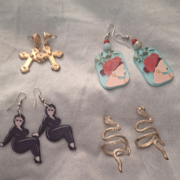 Halloween Acessories Lot Earrings Sunglasses Headbands Jewery Set - 14 Pieces - Picture 10 of 16